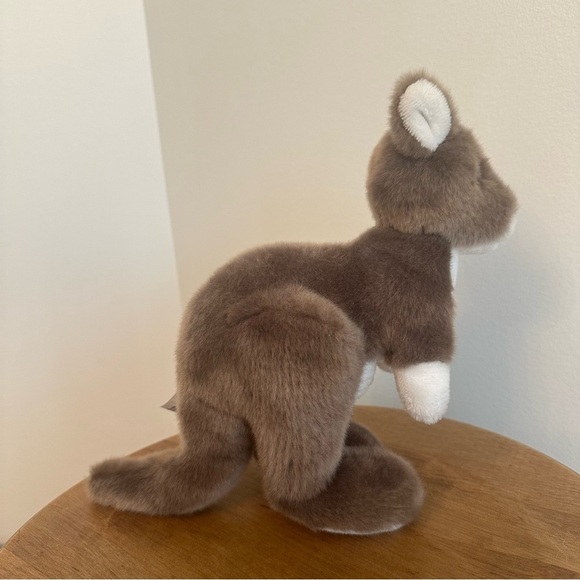 American Girl Doll Kiras Kangaroo No Joey Baby Stuffed Plush With Pouch Plushie - Picture 3 of 15
